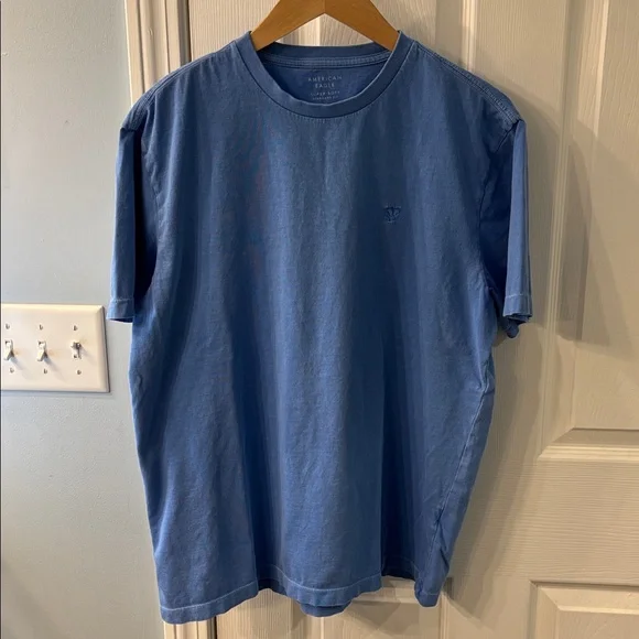 American Eagle Men’s Super Soft Icon T-Shirt in Bright Blue, size Medium - Picture 3 of 7